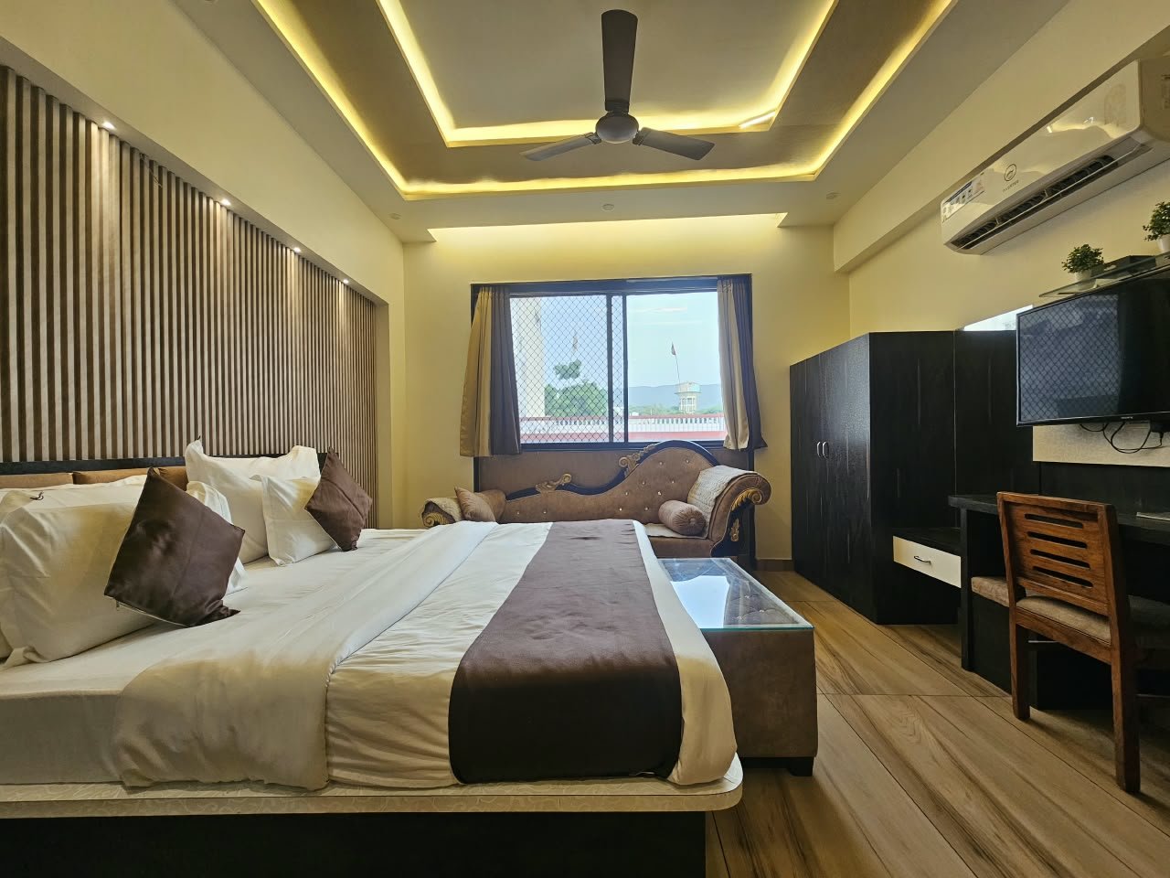 AC Premium Room